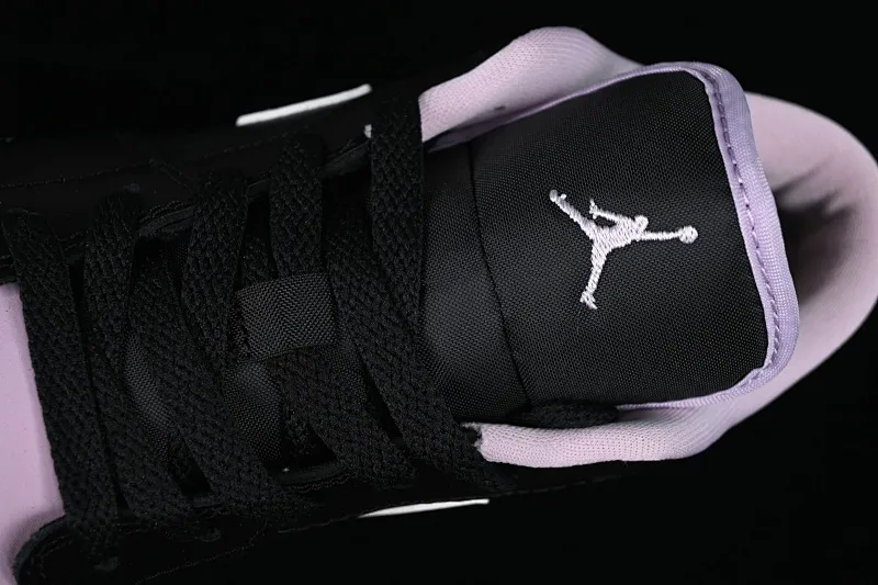 All categories Air Jordan Jordan series basketball shoes Air Jordan 1 Low G version pure original Air Jordan 1 Low AJ1 Joe 1 black powder low-top cultural casual sneakers DV1333-051